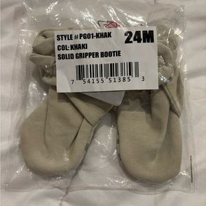 New Zutano khaki gripper shoes size 24m
